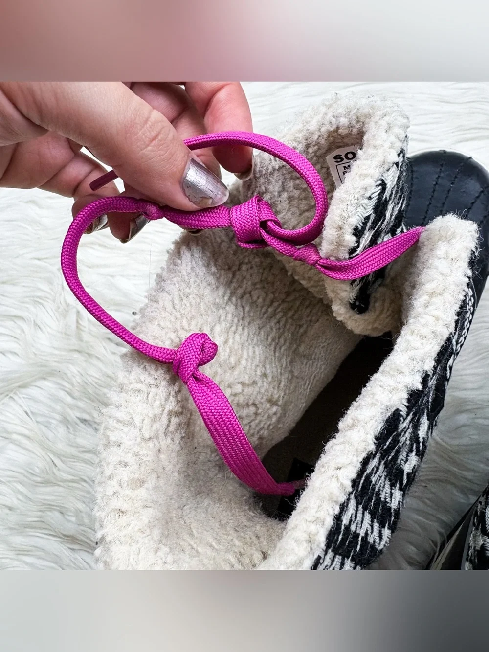 Sorel Tivoli Houndstooth Waterproof Winter Snow Fleece Duck Boot Black Pink